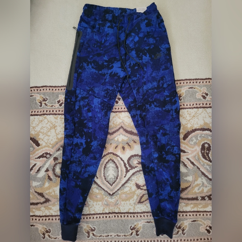 Nike Blue Camo Tech Pants